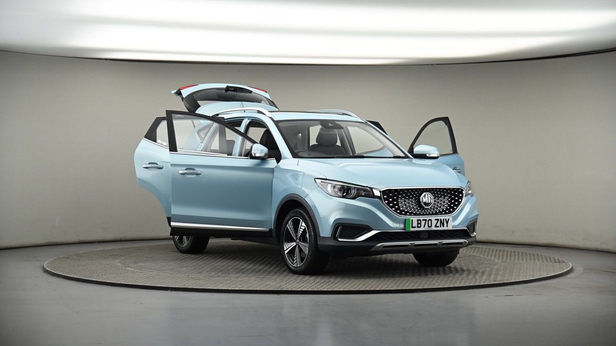 More views of MG MG ZS