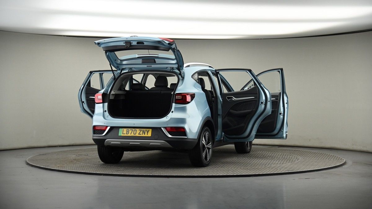 More views of MG MG ZS