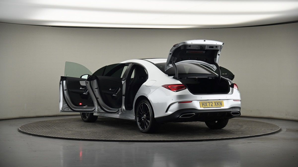 Mercedes-Benz CLA Image 8