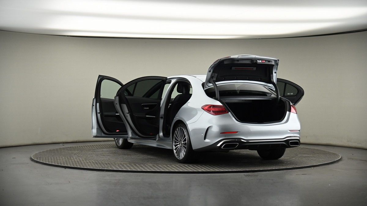 Mercedes-Benz C Class Image 7