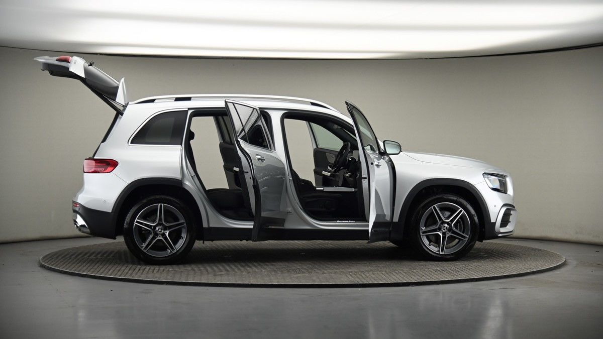 More views of Mercedes-Benz GLB