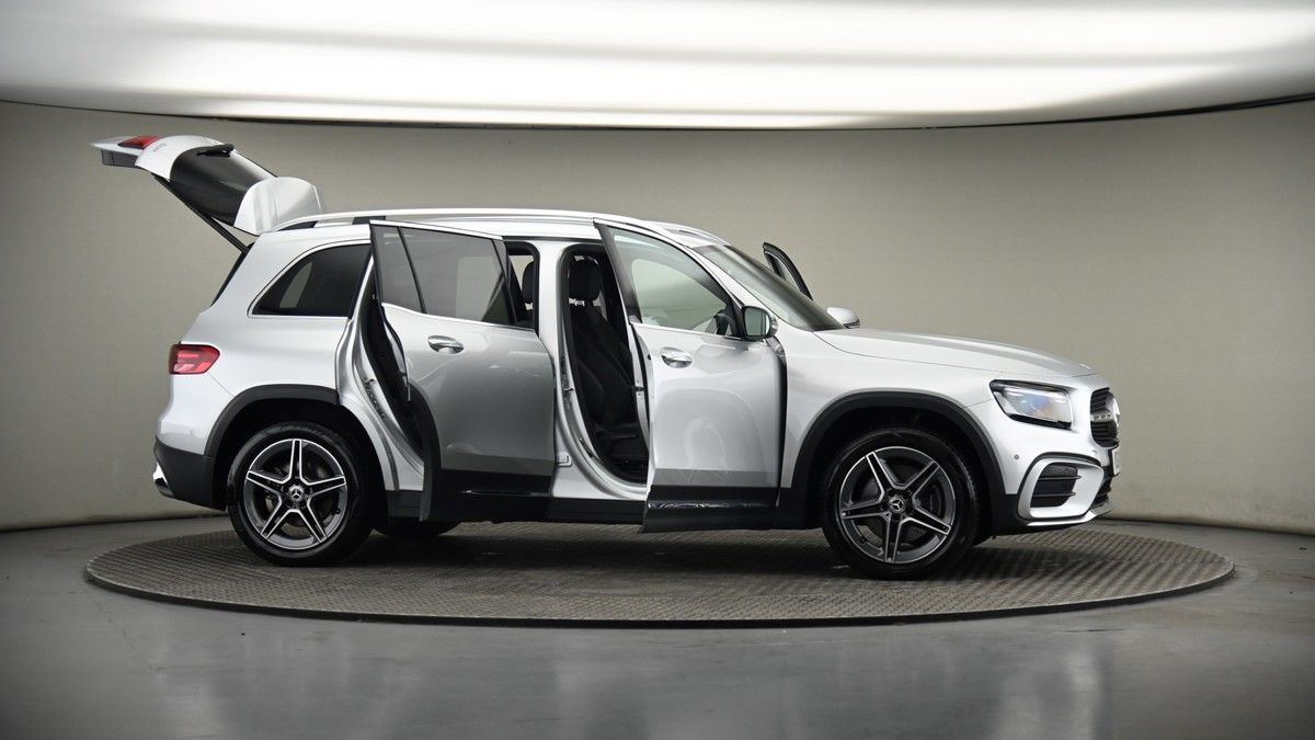 More views of Mercedes-Benz GLB