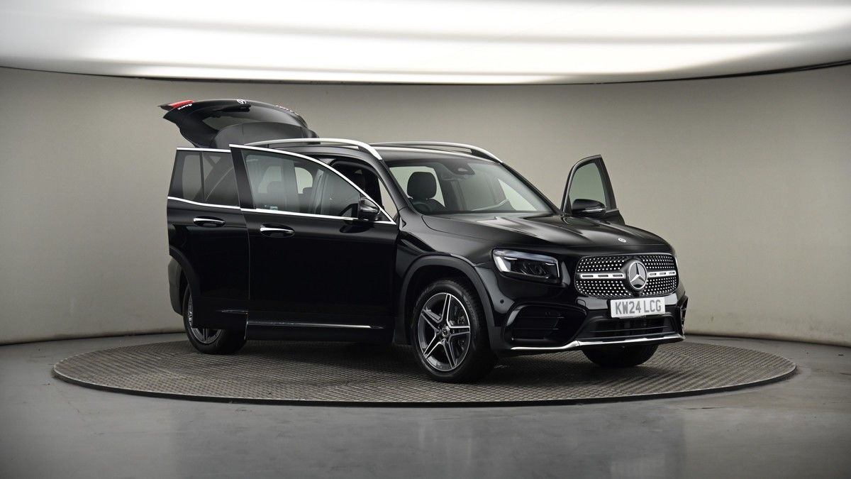 More views of Mercedes-Benz GLB