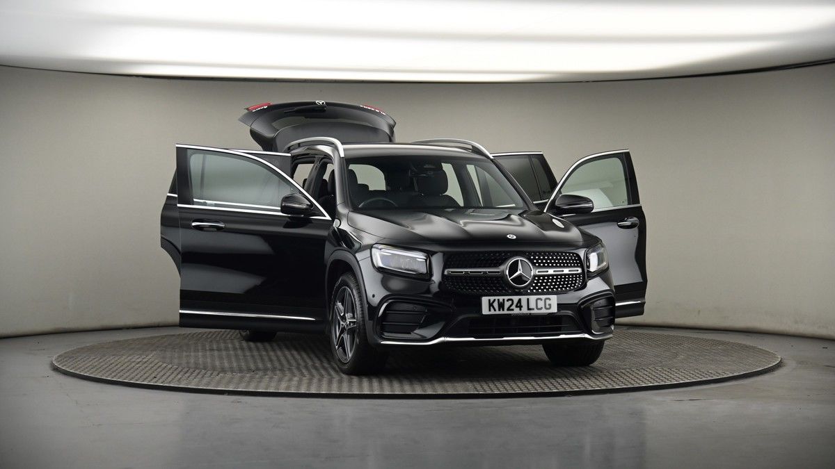 More views of Mercedes-Benz GLB