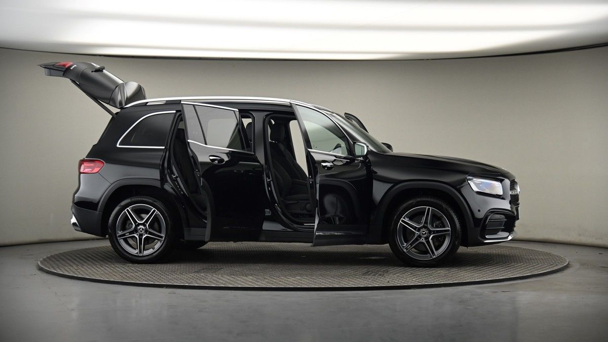 More views of Mercedes-Benz GLB