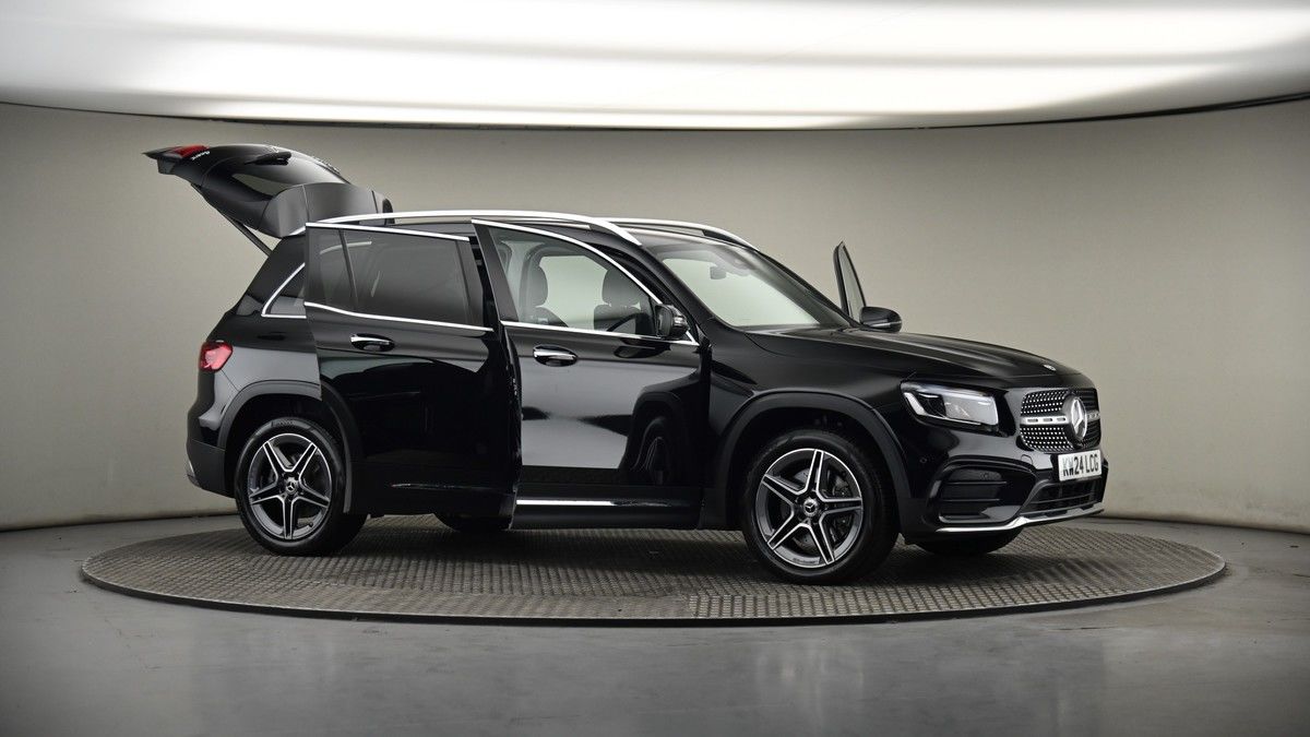 More views of Mercedes-Benz GLB