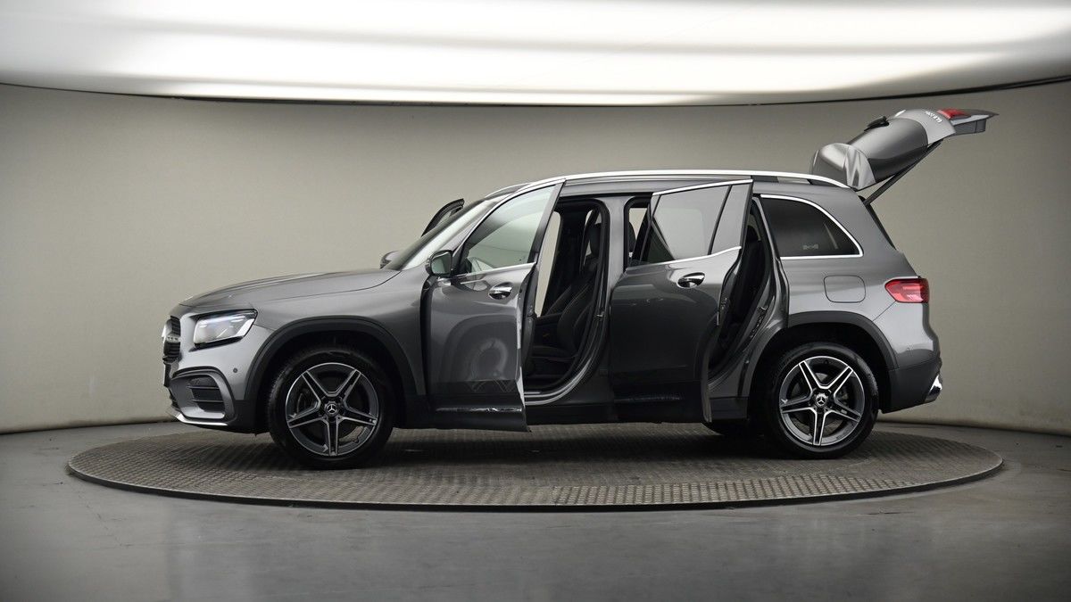 More views of Mercedes-Benz GLB