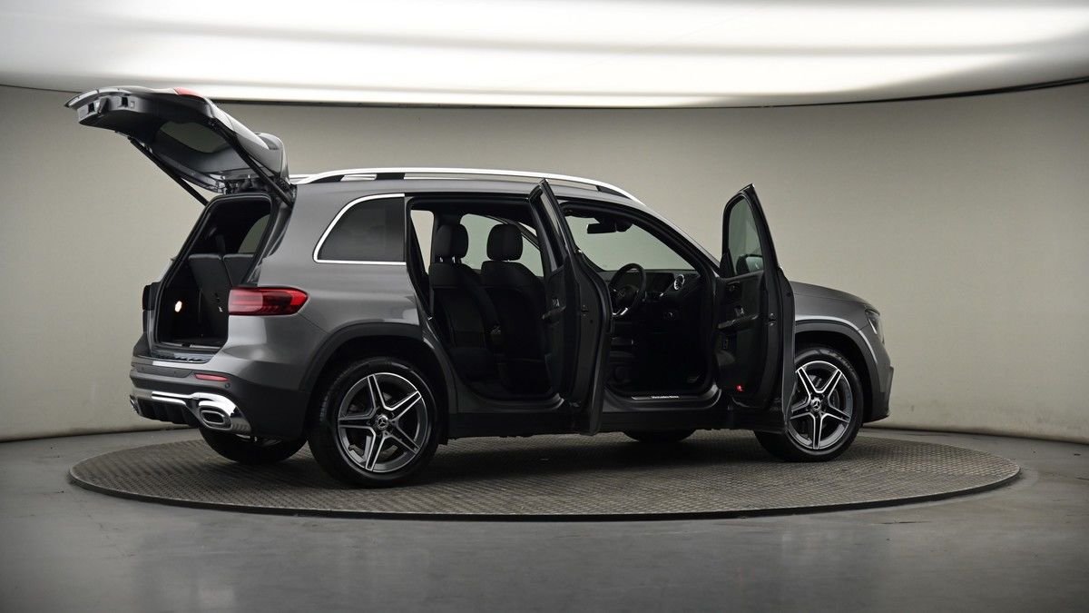 More views of Mercedes-Benz GLB