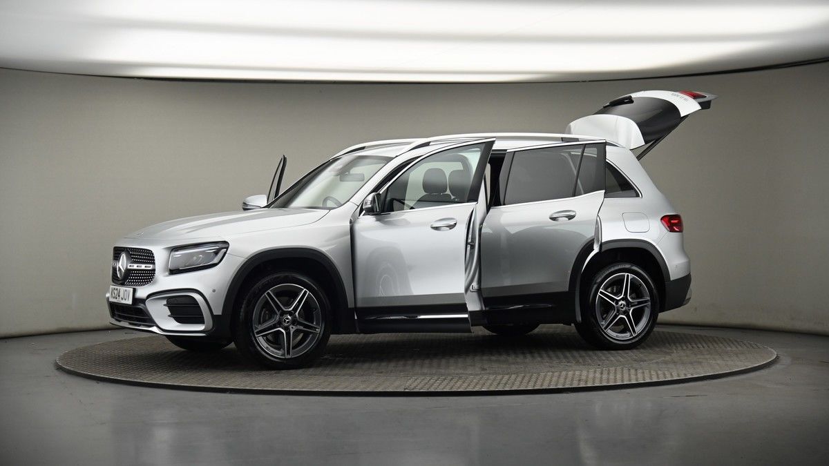 More views of Mercedes-Benz GLB