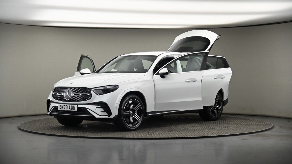 More views of Mercedes-Benz GLC