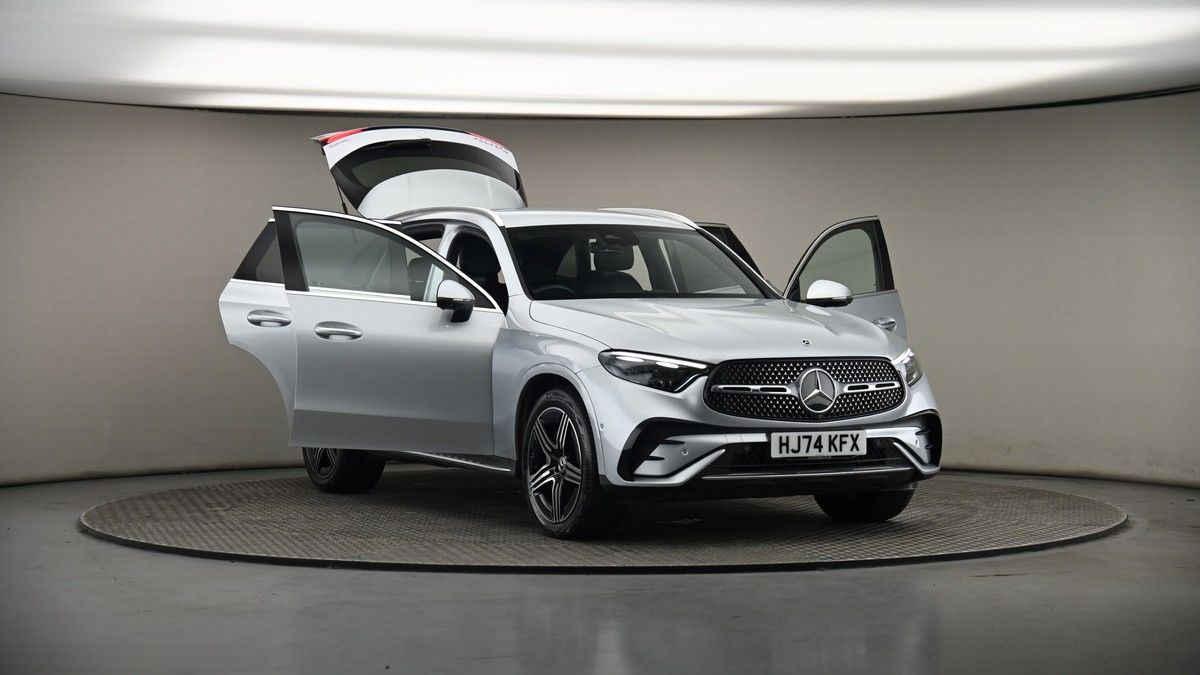 More views of Mercedes-Benz GLC