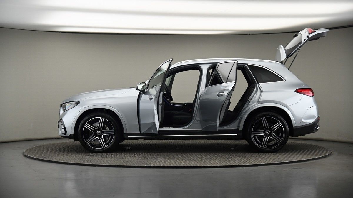 More views of Mercedes-Benz GLC