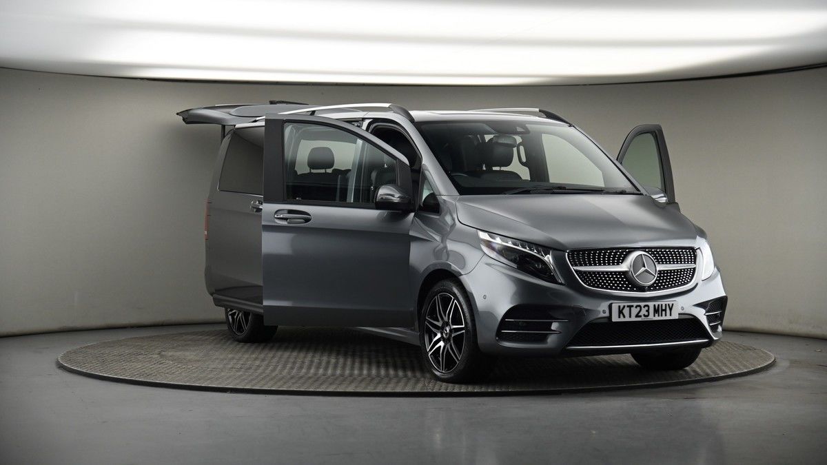 More views of Mercedes-Benz V Class