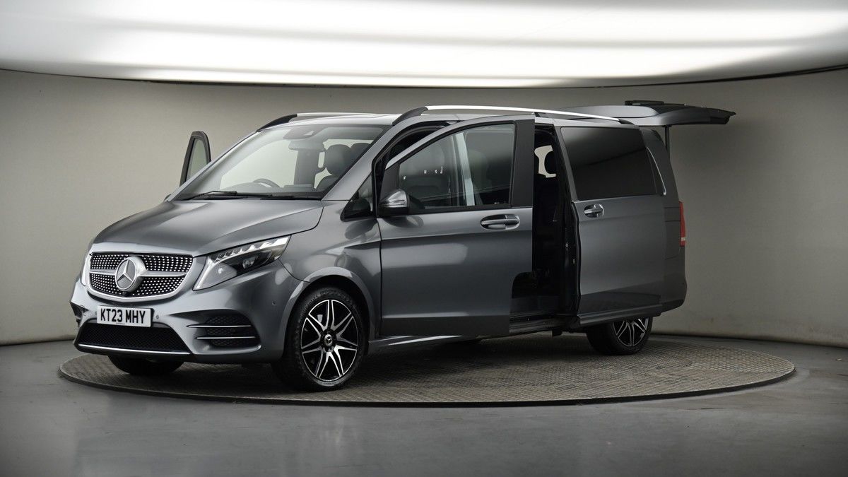 More views of Mercedes-Benz V Class