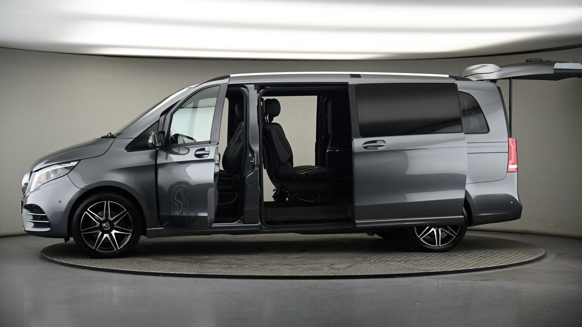 More views of Mercedes-Benz V Class