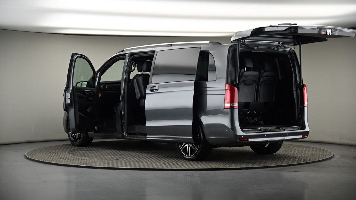 More views of Mercedes-Benz V Class