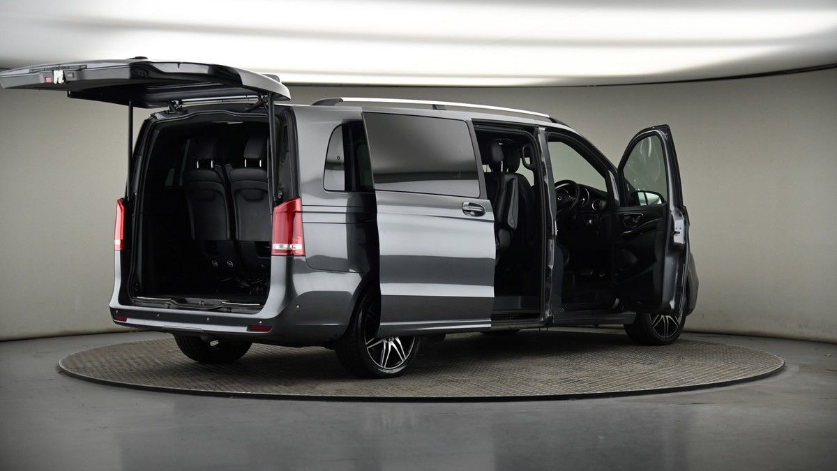 More views of Mercedes-Benz V Class