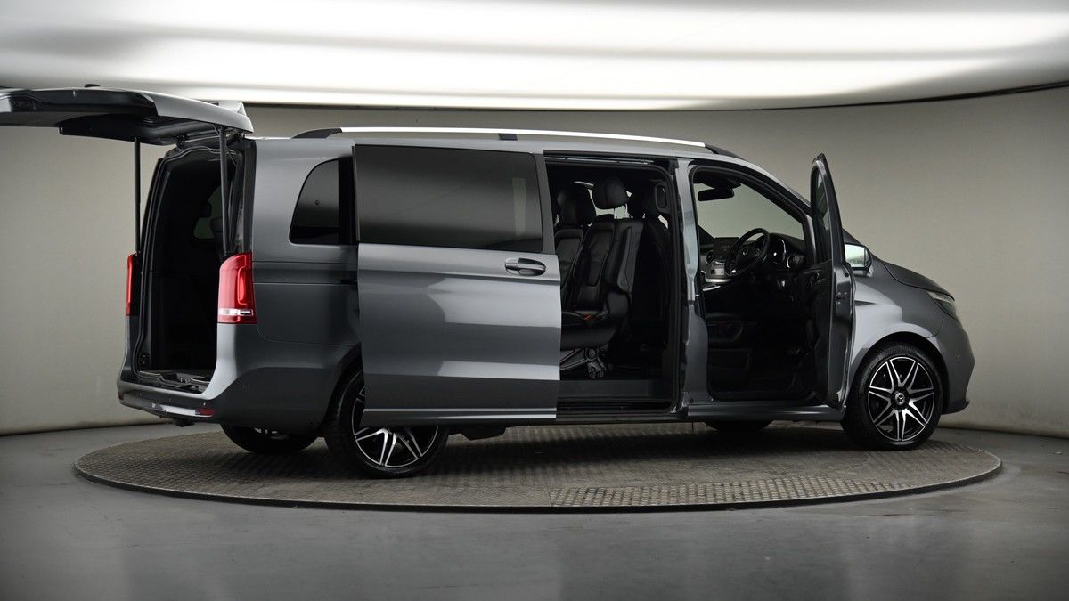 More views of Mercedes-Benz V Class