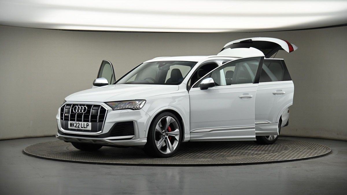 More views of Audi SQ7