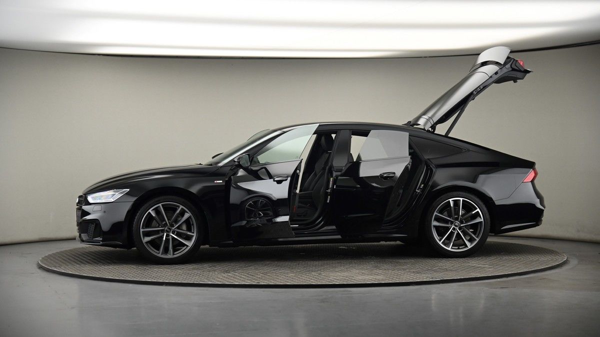More views of Audi A7
