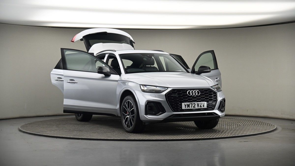 More views of Audi Q5