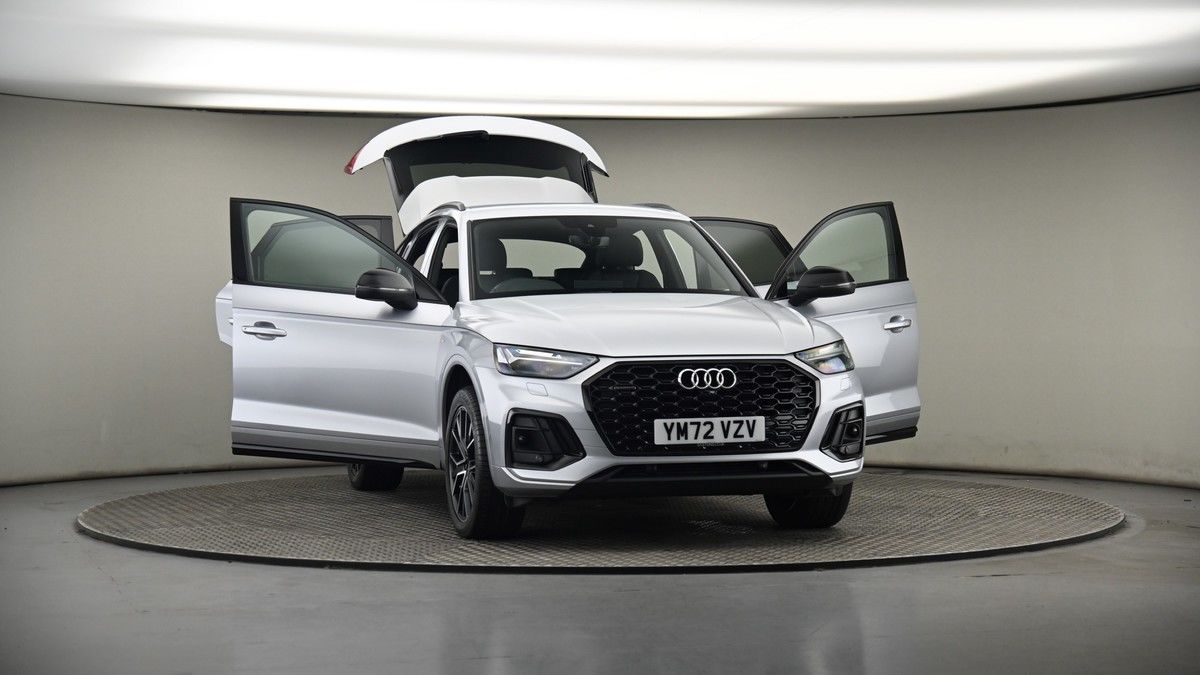 More views of Audi Q5