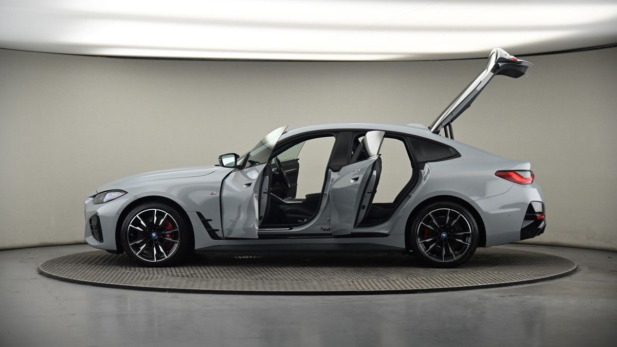 More views of BMW i4