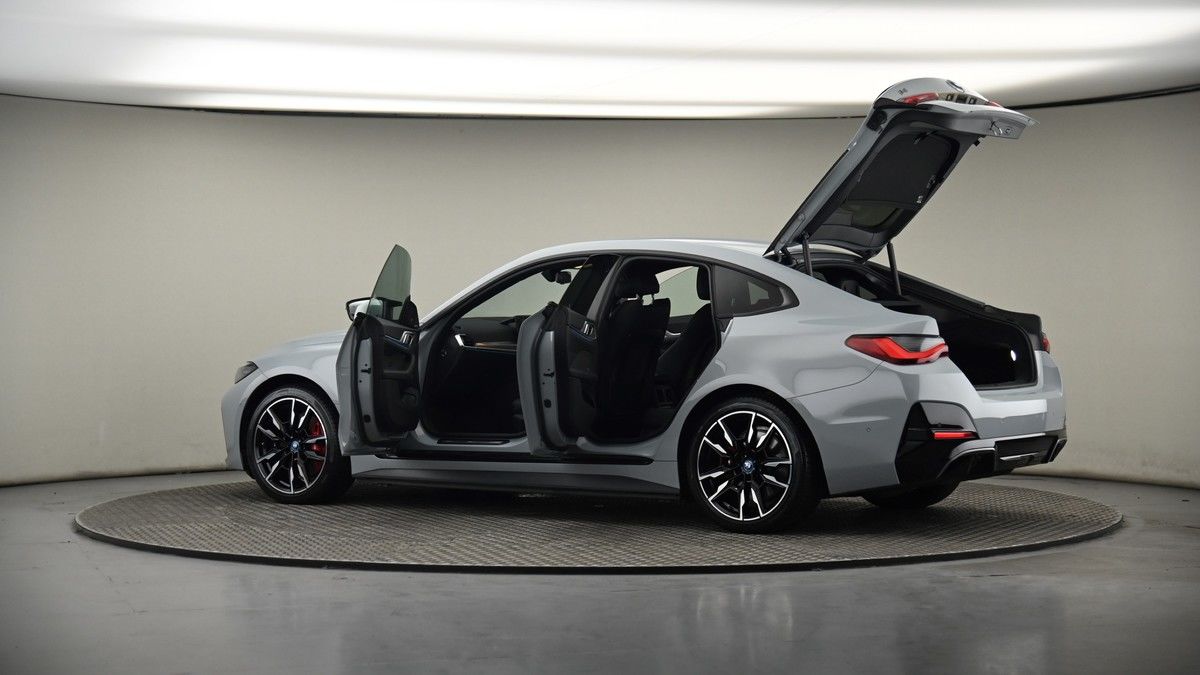 More views of BMW i4