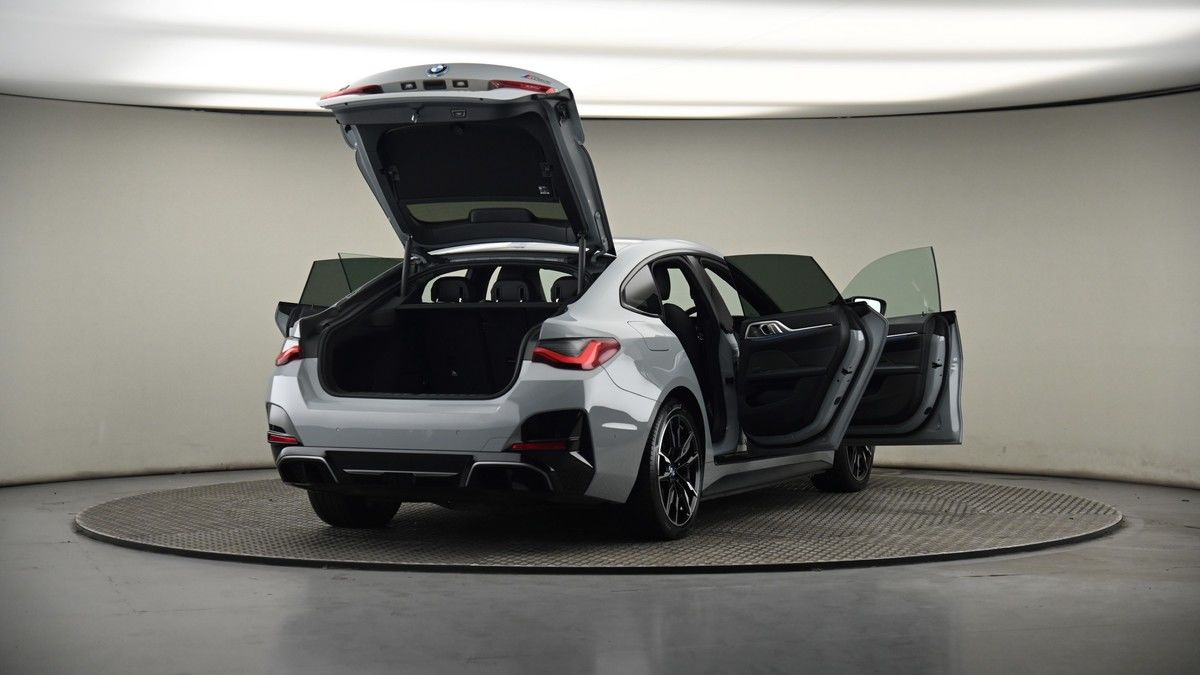 More views of BMW i4