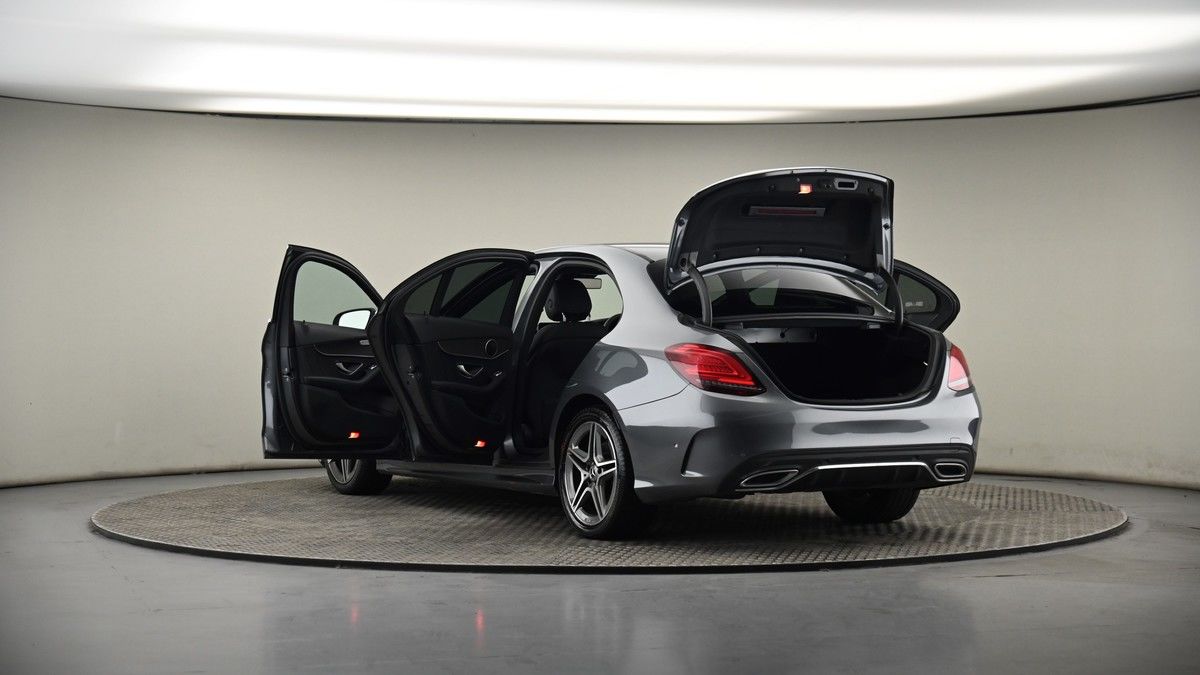 Mercedes-Benz C Class Image 14