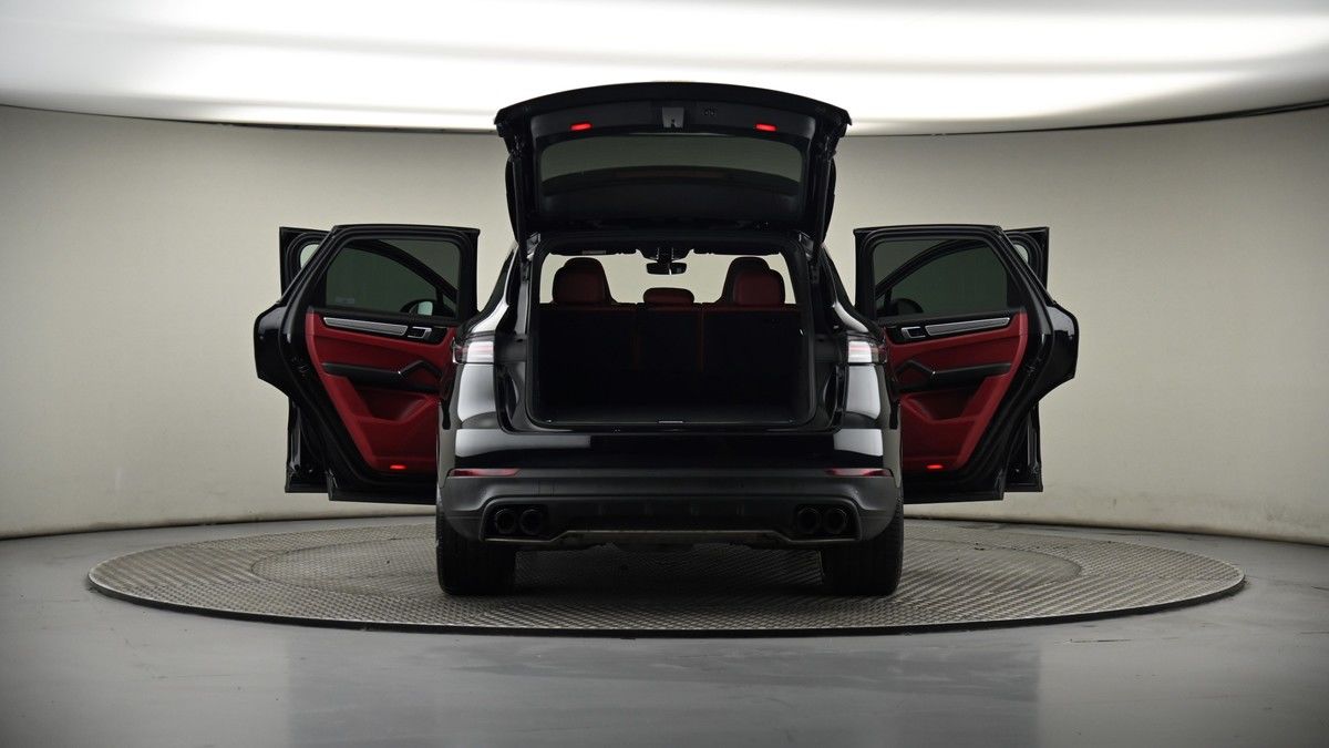 More views of Porsche Cayenne