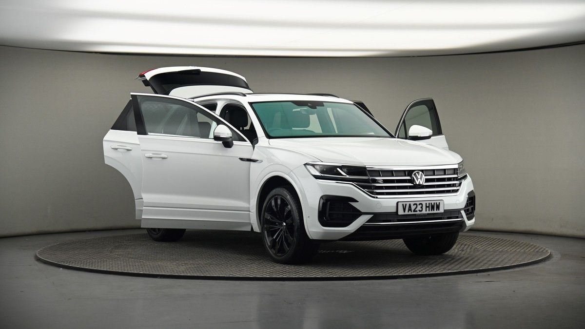 More views of Volkswagen Touareg