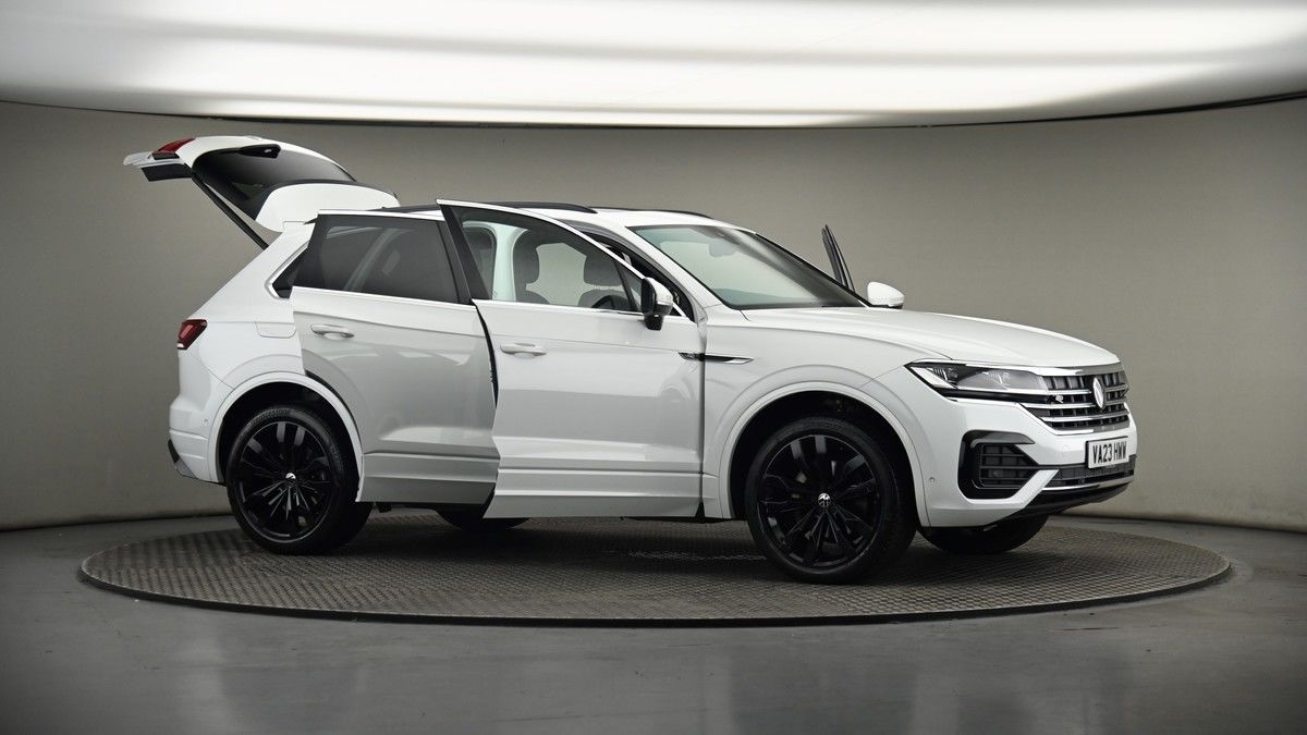 More views of Volkswagen Touareg