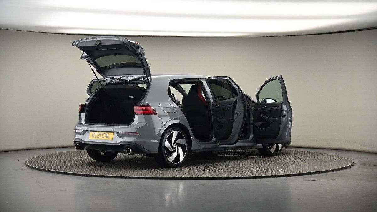 More views of Volkswagen Golf