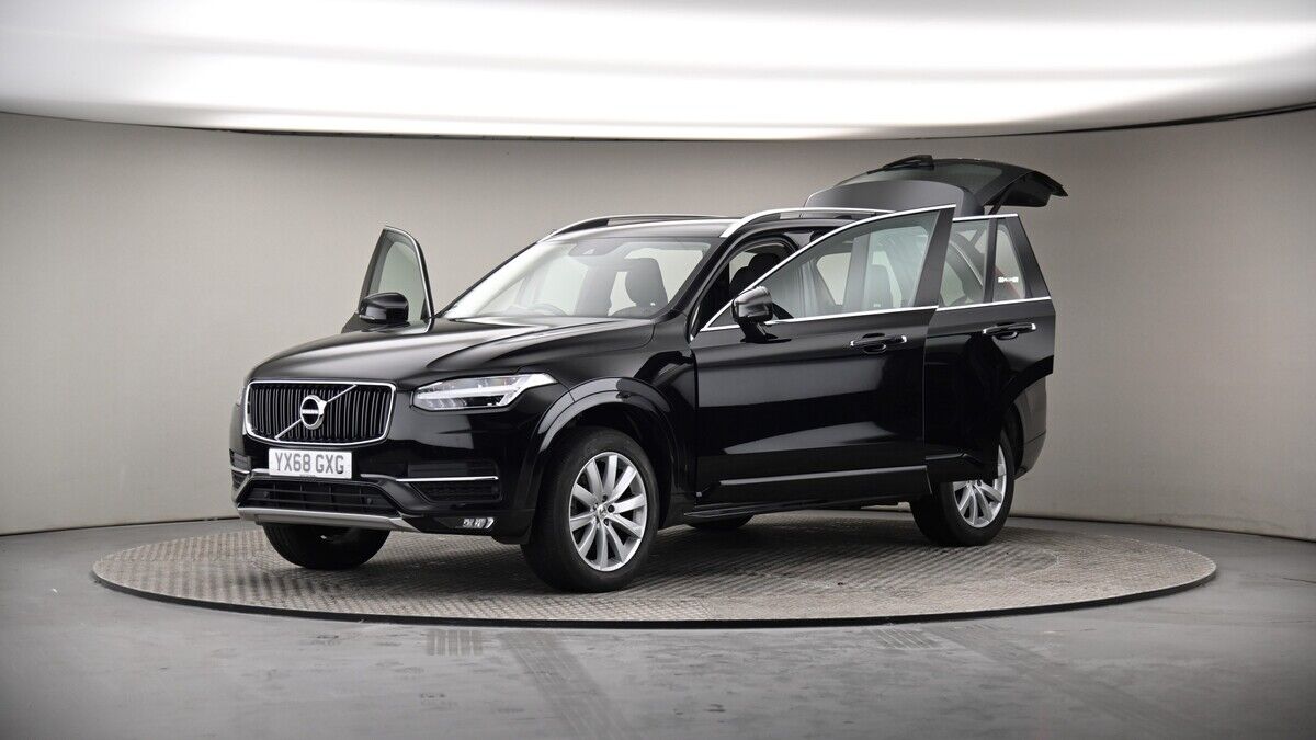 More views of Volvo XC90