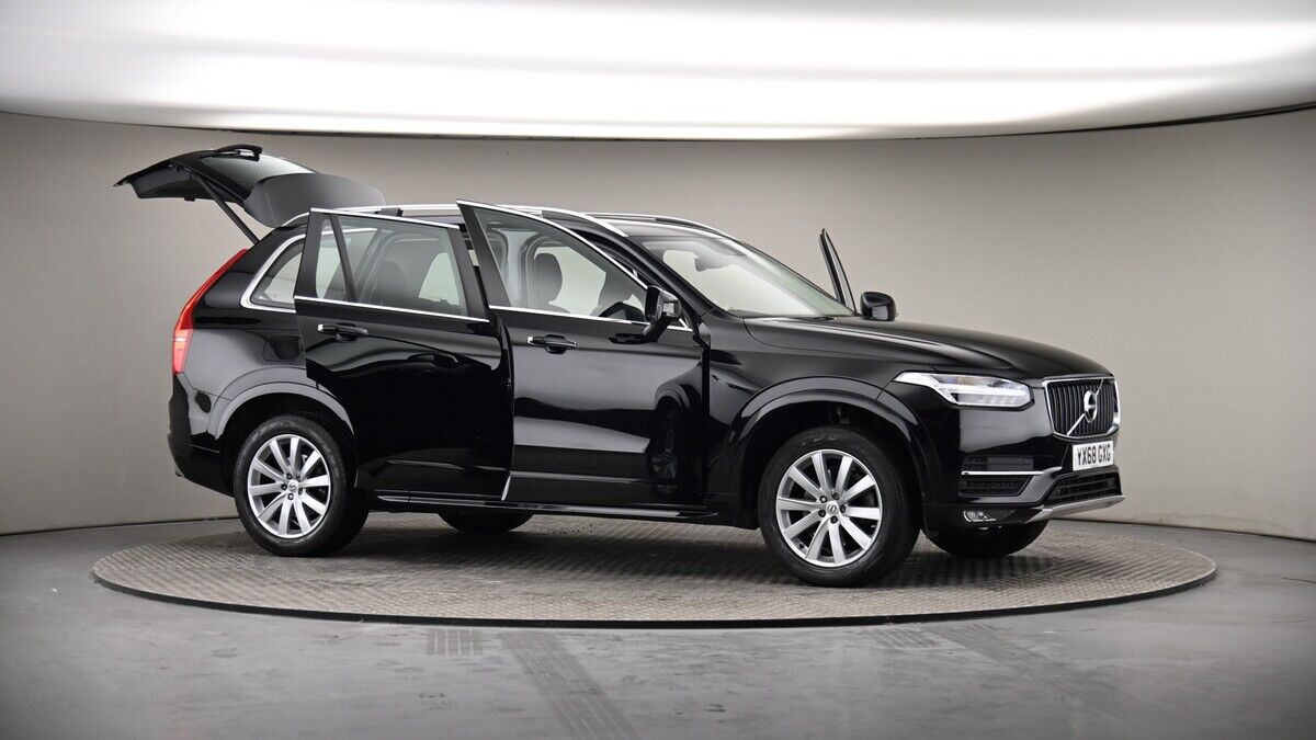 More views of Volvo XC90