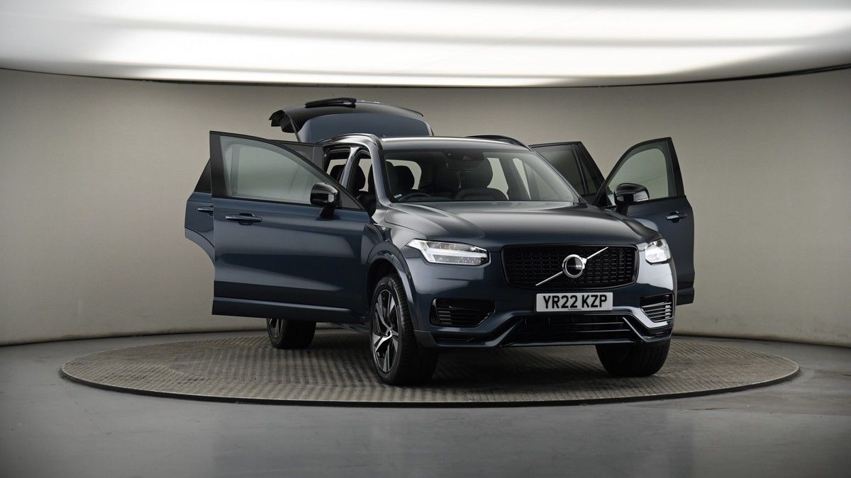 More views of Volvo XC90