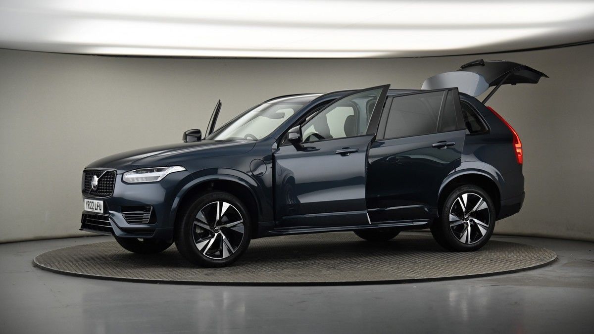 More views of Volvo XC90