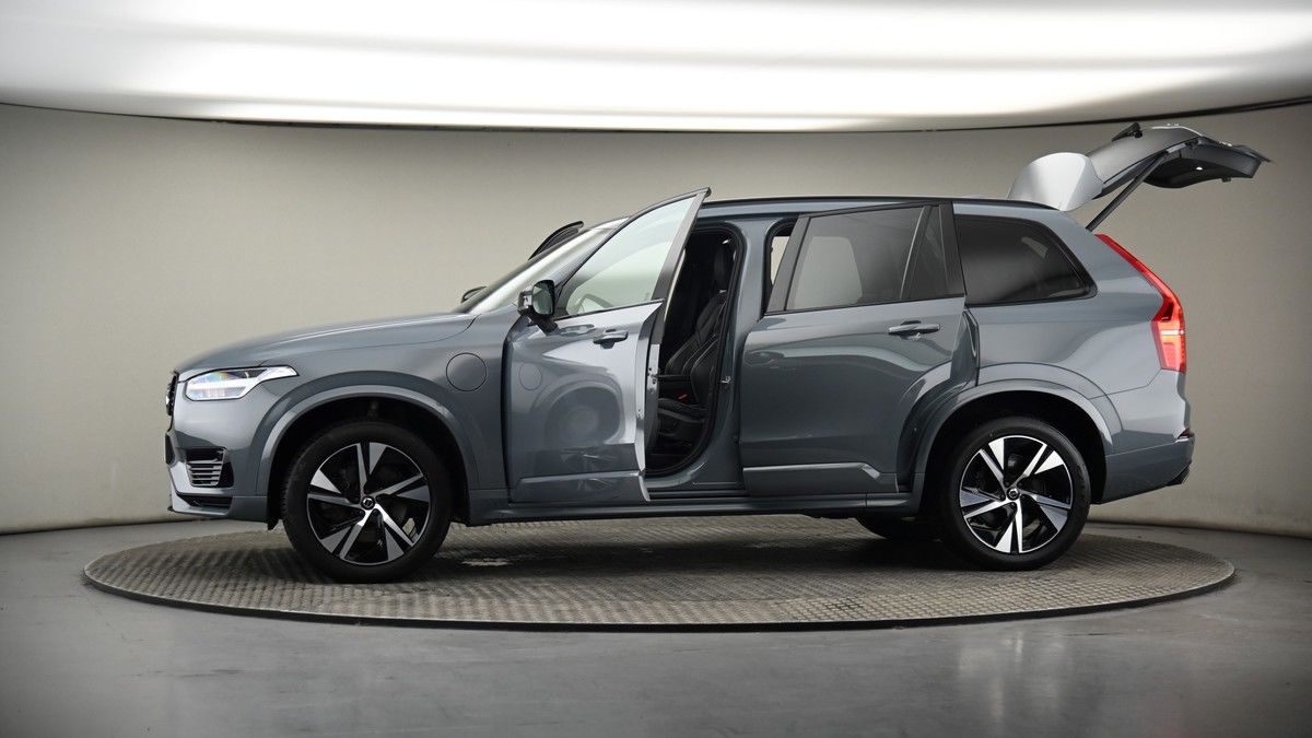 More views of Volvo XC90