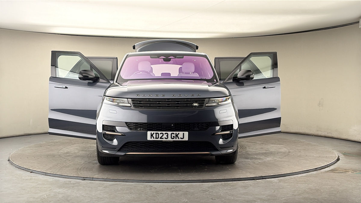 More views of Land Rover Range Rover Sport