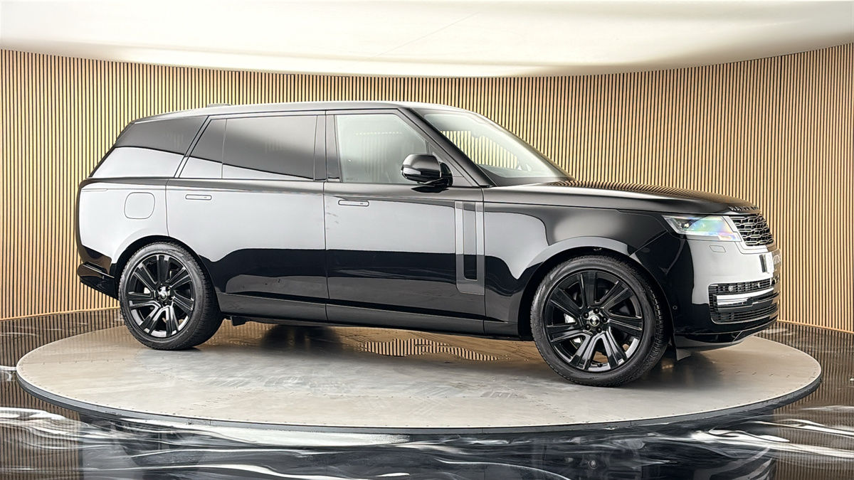 More views of Land Rover Range Rover