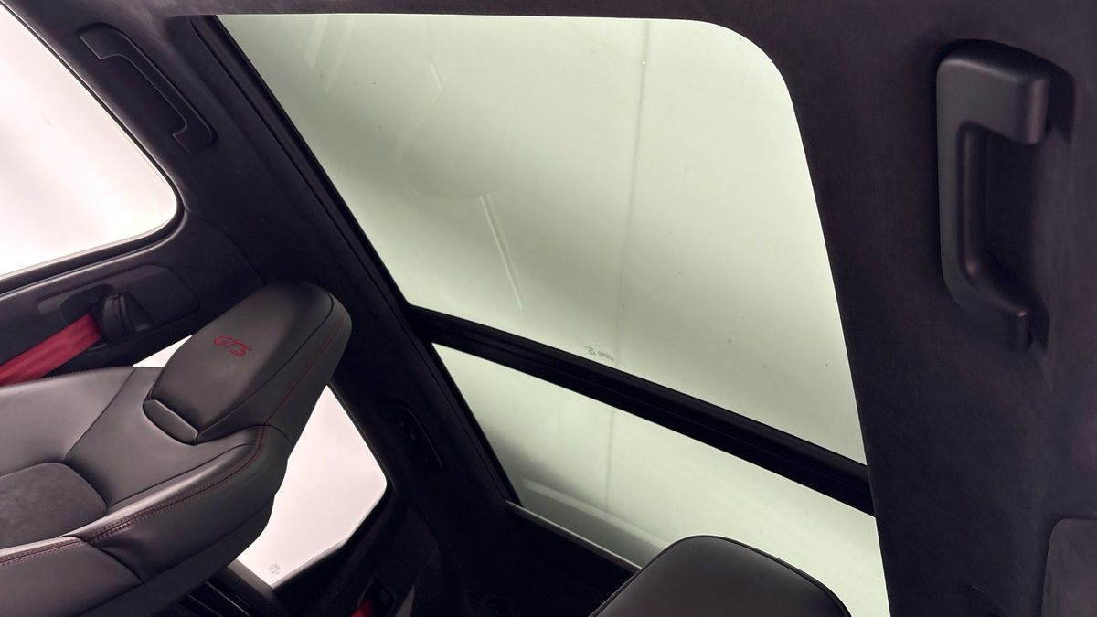 Porsche Cayenne Image 6