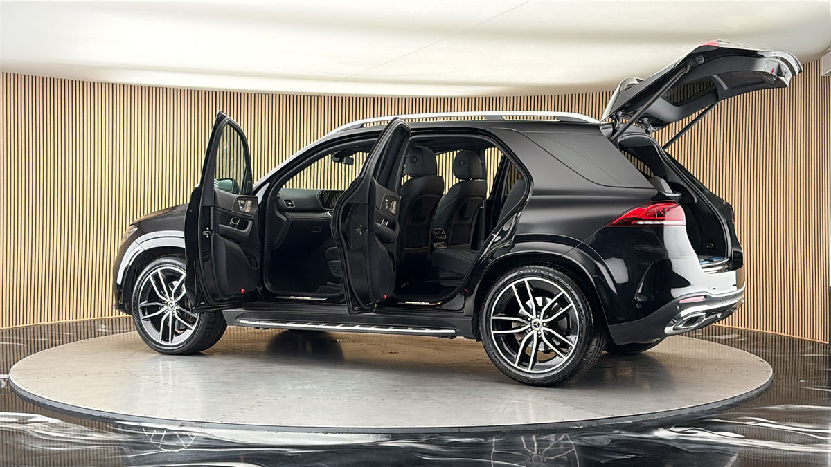 More views of Mercedes-Benz GLE
