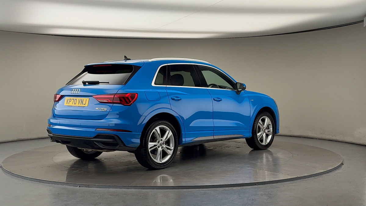 Audi Q3 Image 39