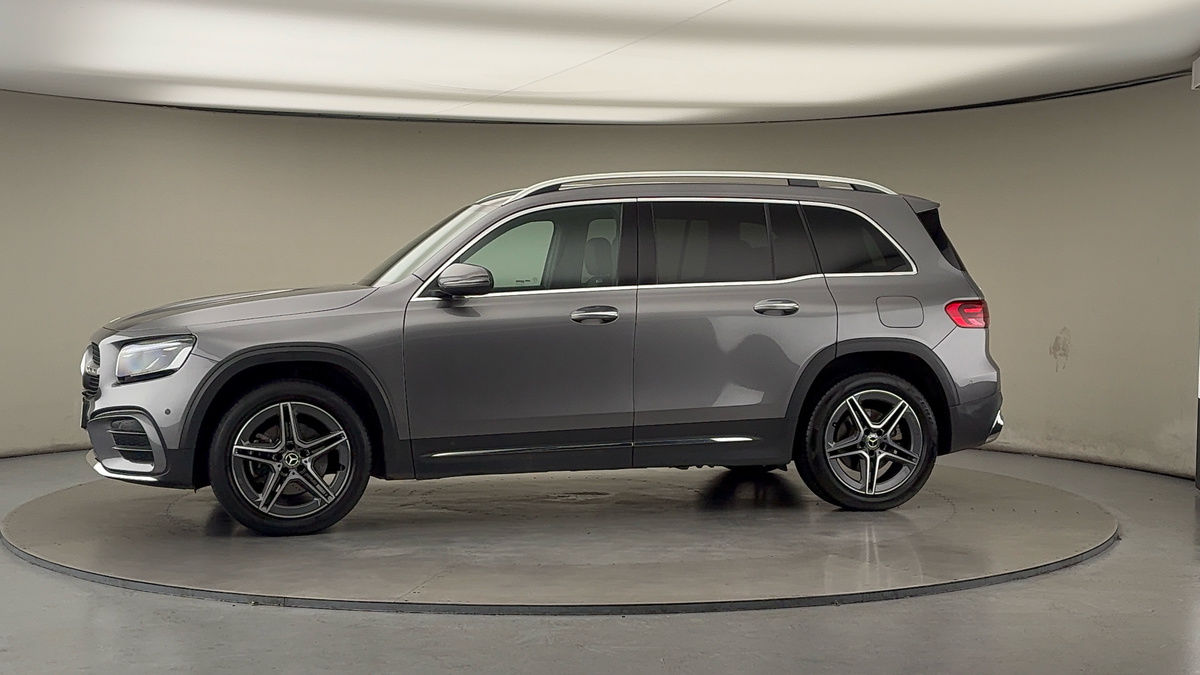 More views of Mercedes-Benz GLB