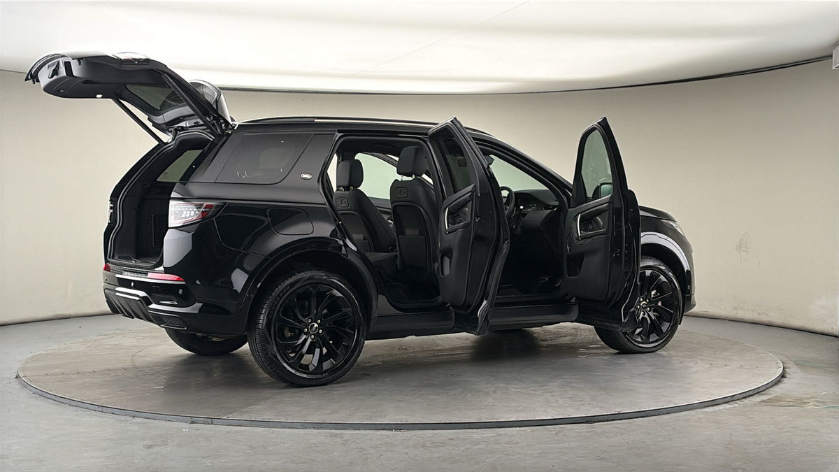 More views of Land Rover Discovery Sport