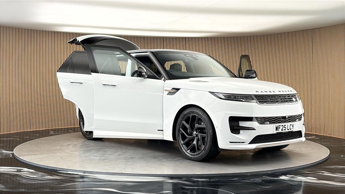 More views of Land Rover Range Rover Sport