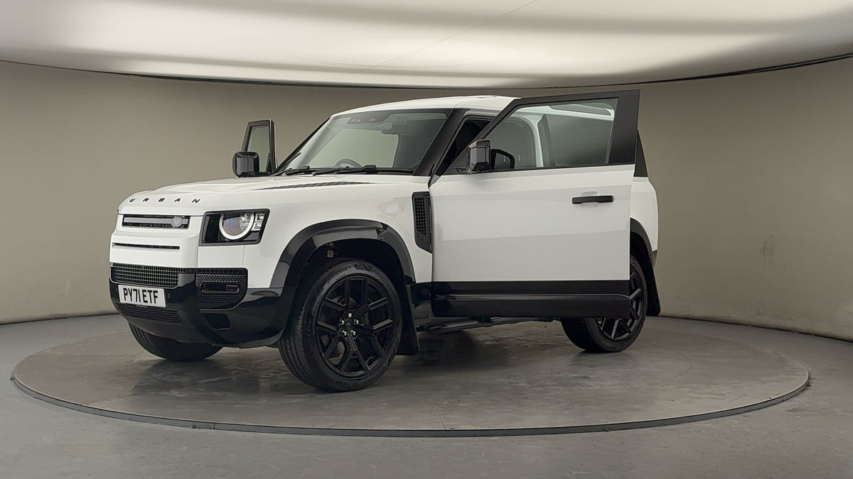 Land Rover Defender 90 Urban Image 22