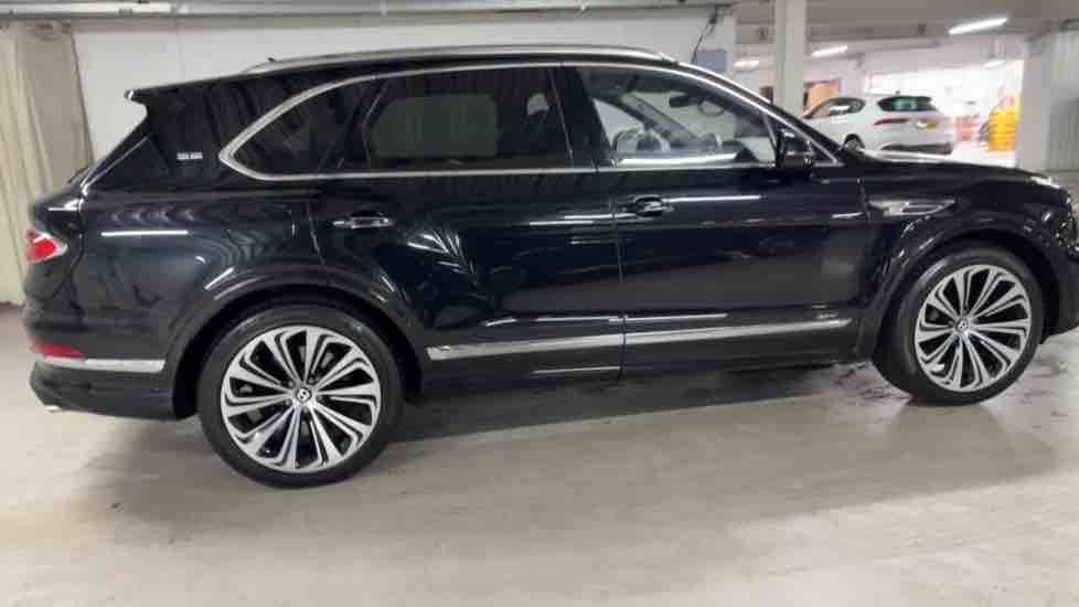 More views of Bentley Bentayga