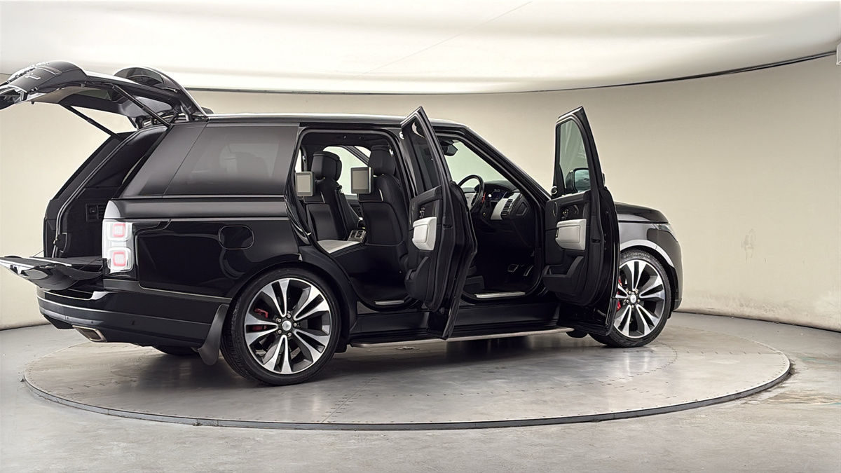 More views of Land Rover Range Rover